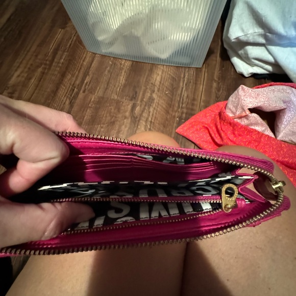 Marc Jacobs wallet - Picture 7 of 7